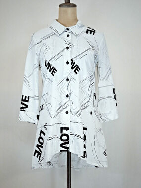 NWT Sassy #13453 White & Black Pattern High-Low Hem Tunic Womens XS #0217